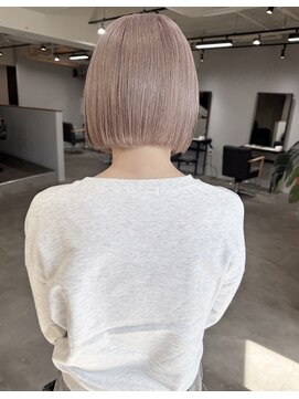 ノイ(NEU) 【NEU×岡部】ぷつっとボブ×ハイベージュ