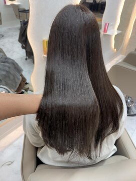 エス 熊谷(Ess) ナチュラルブラウン/透明感カラー/髪質改善/熊谷