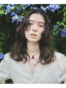 ロン(ron)の写真/パーマはうねうねでドライでも可愛いパーマが得意。くせ毛風の柔らかく動くスタイルを是非ご体感ください