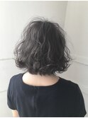 アッシュグレー