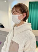 くびれヘア顔周り韓国レイヤーカット黒髪ショートミディアム/柏