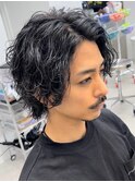 センターパートツイストスパイラルパーマ波巻きスパイラルパーマ