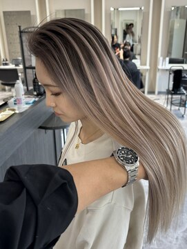 ウル 岡山駅店(ULu.) ハイライトバレイヤージュブリーチダブルカラー岡山髪質改善ULu