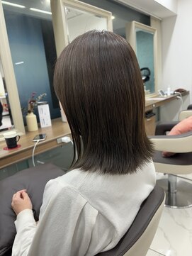 アッシュ 下北沢店(Ash) やわらかオリーブグレージュ