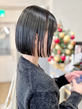 ネオリーブ クーロ(Neolive curro) 小顔タッセルボブ×似合わせカット[ボブ/縮毛矯正/横浜韓国]