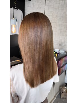 オーシャンシェリー(Ocean Sherry) 美髪ストレート