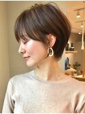 黒髪オリーブグレー小顔ココアベージュ大人ショートボブ