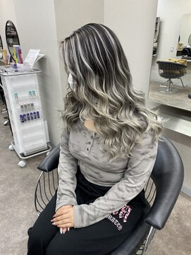 エミーバイモアムー(Emmie byMoremuu) 【埼玉YU-TA ギャルスタイル】