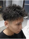スパイキーパーマビジネスショート短髪パーマアクティブショート
