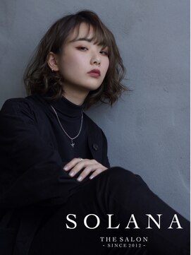 ソラーナ(SOLANA) ミディアムボブ×濡れウェーブ_エレガントスタイル