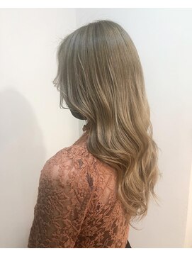 ラべリー 池袋(LOVELEY) オリーブブロンド 大人可愛い 池袋