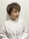こなれ風マニッシュなショートスタイル/ミルクティーアッシュ