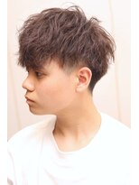 ヘアーアンドグルーミング ヨシザワインク(HAIR&GROOMING YOSHIZAWA Inc.)&nbsp;爽やかソフトツイツイストスパイラルパーマツーブロック