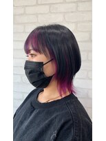 リスタ(Resta) ウルフカット×インナーカラー