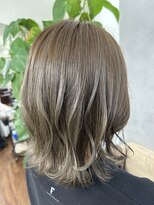 インビテーション(invitation)&nbsp;ハイライトカラー◎ミルクティーグレー