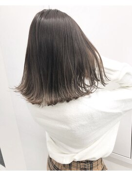 クールブ(Courbe) 透明感◎カーキグレージュ♪大人気の美髪カラー♪