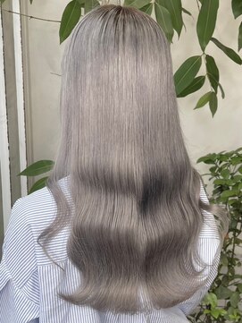 アン ブリーチ 大宮駅東口店(UN BLEACH) 【ブリーチカラー♪♪】グレーカラー♪♪