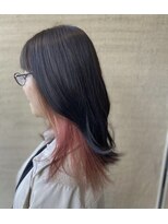 ワク(Wacu) インナーカラーのミディアムレイヤー