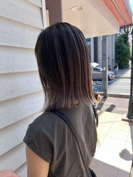 ルッソリベラ 池袋(Lusso libera) ラベンダーアッシュ×ハイライトカラー　池袋/30代40代50代