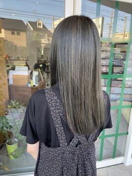 フー バイ セリナ(Fuu.by serina) オリーブベージュ×ハイライト