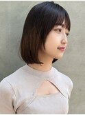 サイドバングが可愛いボブ
