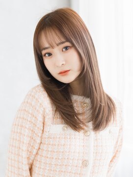 トッカ ヘアアンドトリートメント 難波店 大人っぽ　レイヤースタイル