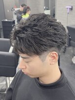 ローグ(ROGUE)&nbsp;短髪フェザーパーマ