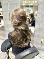 アクション 心斎橋店(ACTION)&nbsp;20代30代レイヤーカット　オリーブベージュ　韓国ヘア　顔まわり