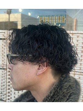 ベースヘアーデザイン(BASE HAIR DESIGN) メンズ　波打ちパーマ　宇都宮