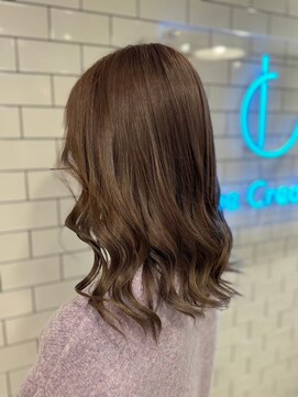 エル(L by truecreation) ブリーチ/髪質改善/春日部/ダブルカラー/ハイライト/学割U24