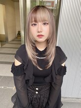 ジーナリア(Xena ria) 《袴田》レイヤーカット×ローライト