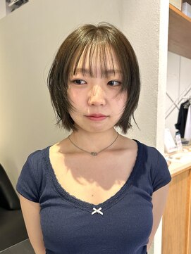 エルム 原宿 表参道(yelm) ナチュラルオリーブベージュカラーボブハッシュカット