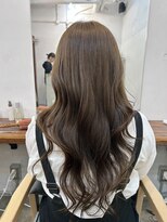 ファルベ(Farbe)&nbsp;透明感たっぷり♪ナチュラルグレージュロング