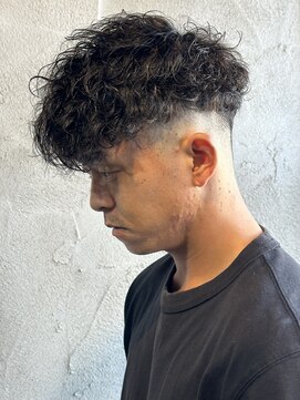 ニアウ 高崎店(Niau) スペインカールメンズパーマ海外風パーマメンズフェード群馬高崎