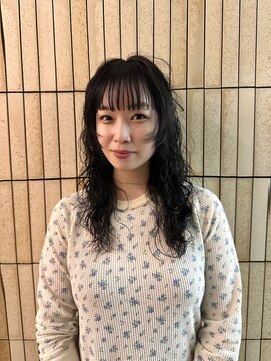 パークレーン アイス イヴェン(park lane ICI yeven) 20代30代40代パーマミディアムロングレイヤーカットブリーチなし