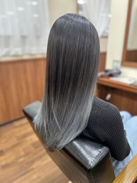 クロエ バイ ラヴィズム(CLOE by LUVISM) カットグラデーションカラー
