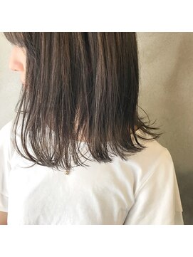 ミント(mint) ハイライト×赤み除去グレージュ