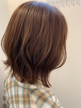 アトリエシェリー 東和田店 外はねボブ