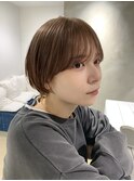 ショートボブ×ミルクティーブラウン