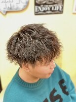 オムヘアーフォー(HOMME HAIR 4) ツイストスパイラル　韓国マッシュ　メンズパーマ　ツーブロック