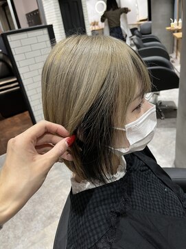 リーオオサカ(Lee Osaka) 逆インナーカラー×東芽生