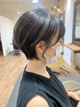 ティダスマイル(tida smile) 耳掛けかわいいフェミニンショート