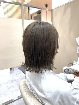 アドラーブル 長岡リバーサイド千秋店(adorable) 夏カラーオリーブグレージュ×外ハネボブ