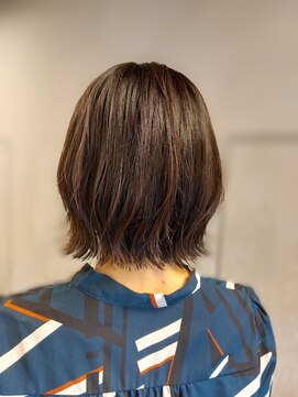 アテム 上安店(Atem) 骨格矯正カット＋外はねボブ