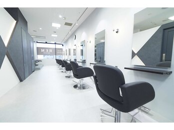 REM 中目黒アトラスタワー