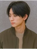 メンズビジネス 黒髪 流行 ワックスなし デコ出し モテ髪スーツ