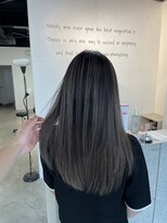 キング 高槻(K!ng)&nbsp;縮毛矯正髪質改善ハイライトレイヤーカット高槻美容室エクステ