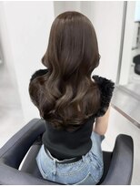 ベレーザシェルト(Beleza scelto) 15486艶髪アッシュブラックグレージュ韓国風巻きレイヤーカット