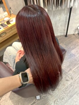 アフィナー(Afinar) 【横浜/横浜駅】艶感UPワインレッドストレート