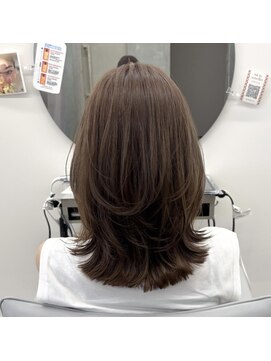 インク バイ アルテフィーチェ 甲子園口(ink by artefice) 外ハネくびれミディ